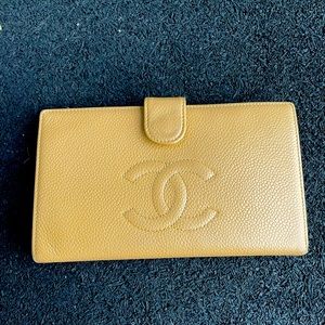 CHANEL tan Caviar Long CC Wallet